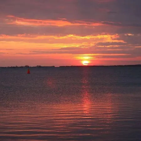 Poggenhof West Requits דירה *